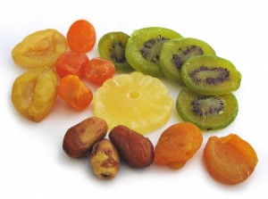 Des fruits secs au petit déjeuner 